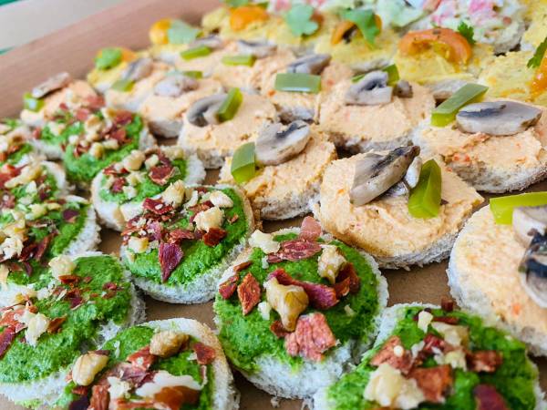 Paquete de catering salado opción 1 - Imagen 5