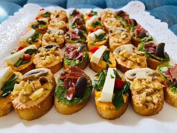 Crostinis