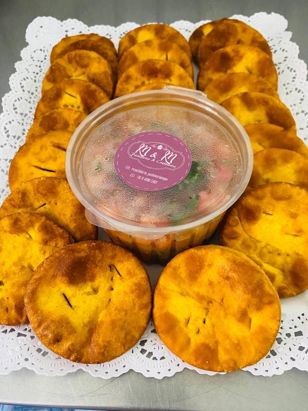 Sopaipillas con pebre